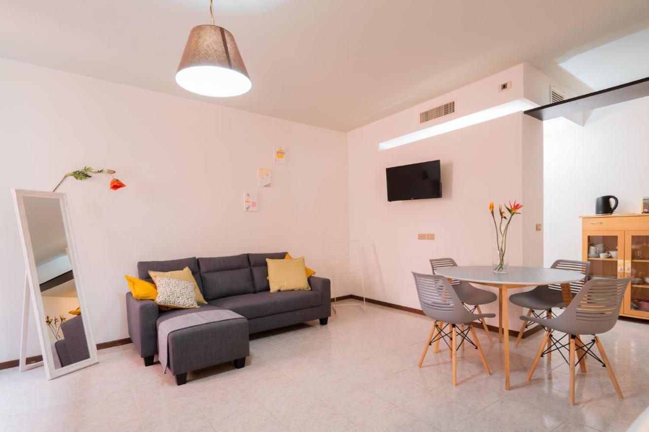 Mama Apartments ริวาเดลการ์ดา ภายนอก รูปภาพ