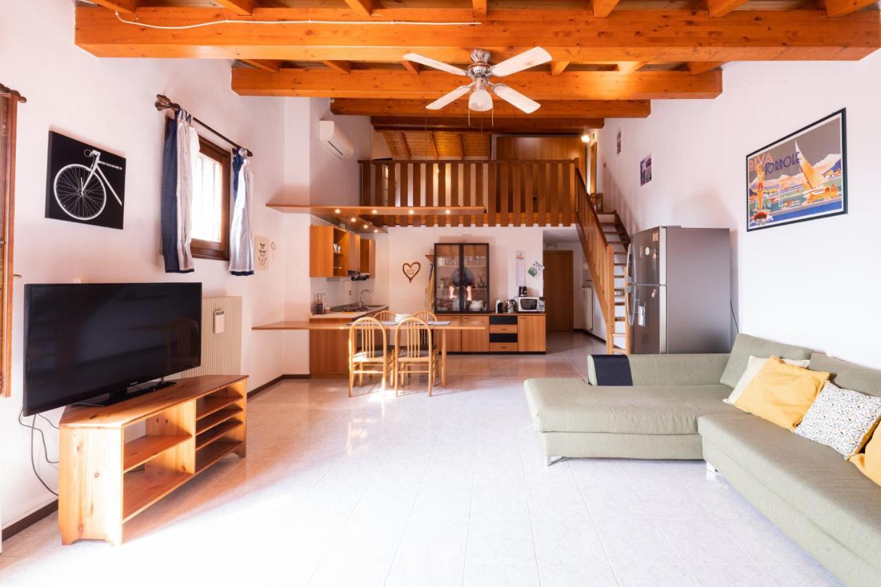 Mama Apartments ริวาเดลการ์ดา ภายนอก รูปภาพ