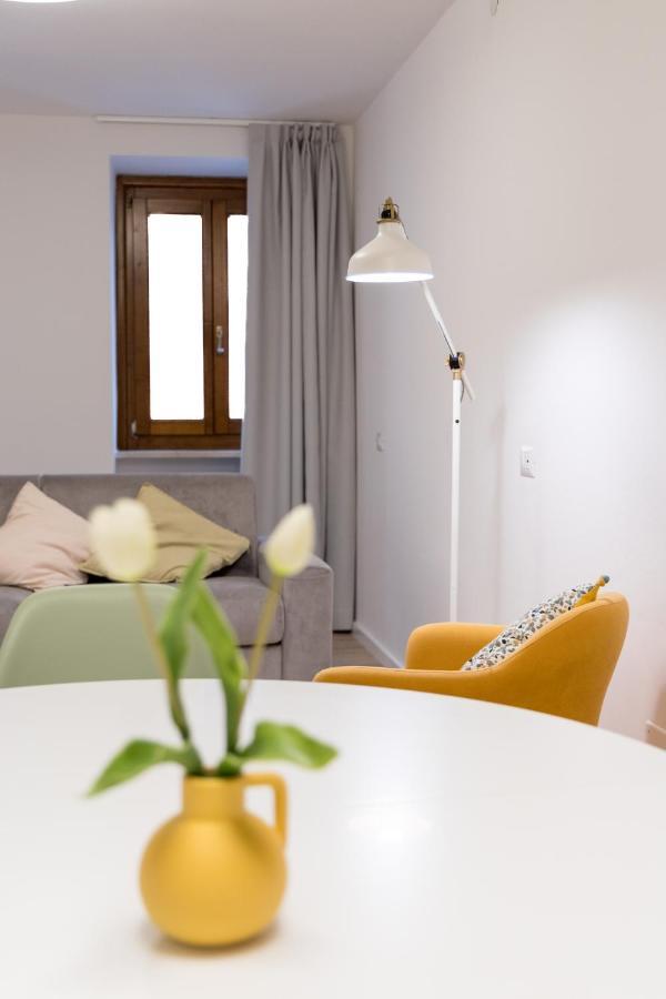 Mama Apartments ริวาเดลการ์ดา ภายนอก รูปภาพ