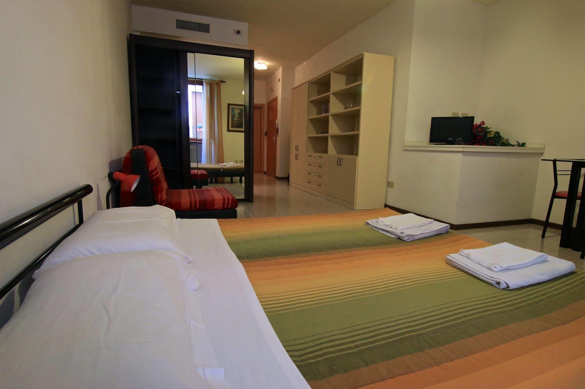 Mama Apartments ริวาเดลการ์ดา ภายนอก รูปภาพ