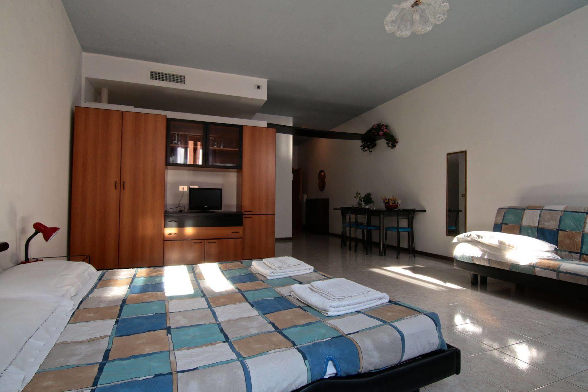 Mama Apartments ริวาเดลการ์ดา ภายนอก รูปภาพ